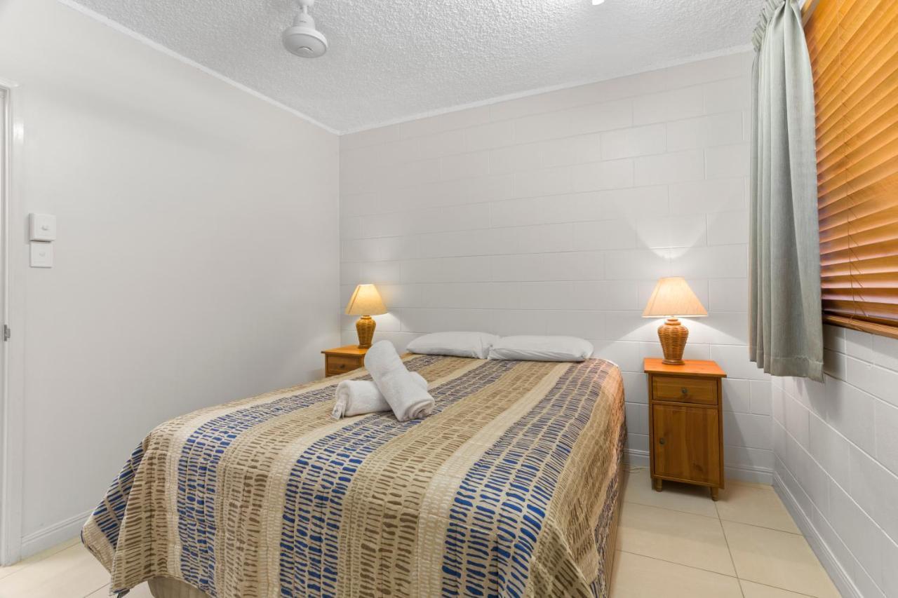 Whitsunday Waterfront Apartments Airlie Beach Exteriör bild