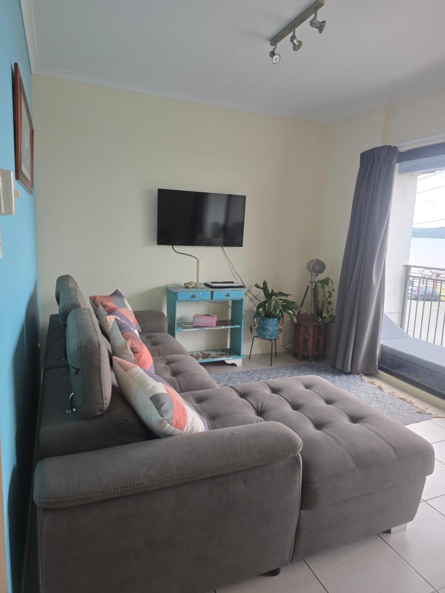 Whitsunday Waterfront Apartments Airlie Beach Exteriör bild